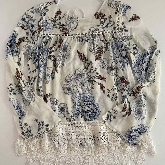 Maeve Anthropologie White Crochet Floral Blouse Top Size Extra Small  100% Rayon - Picture 3 of 10